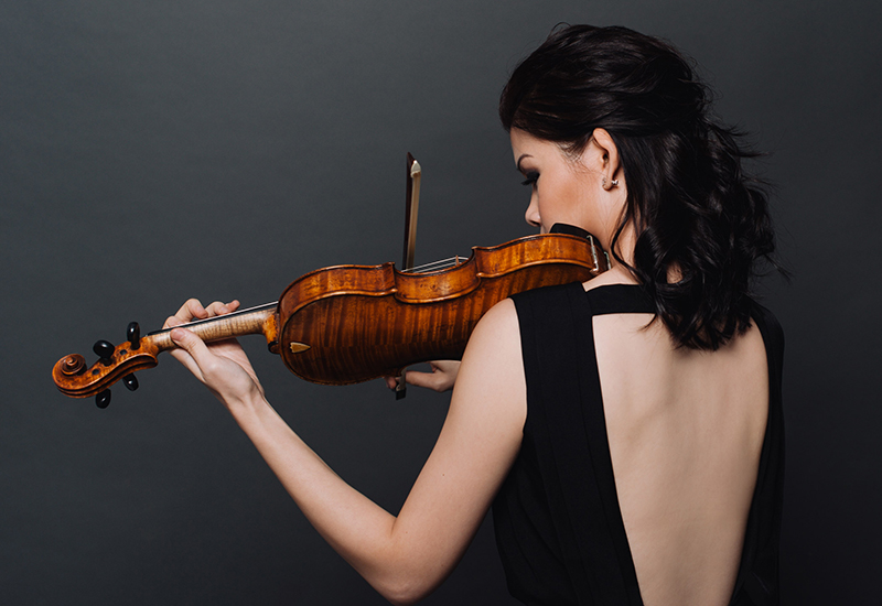 馬思聰?shù)摹端监l(xiāng)曲》與陳鋼的《梁祝》，哪一首藝術成就更高